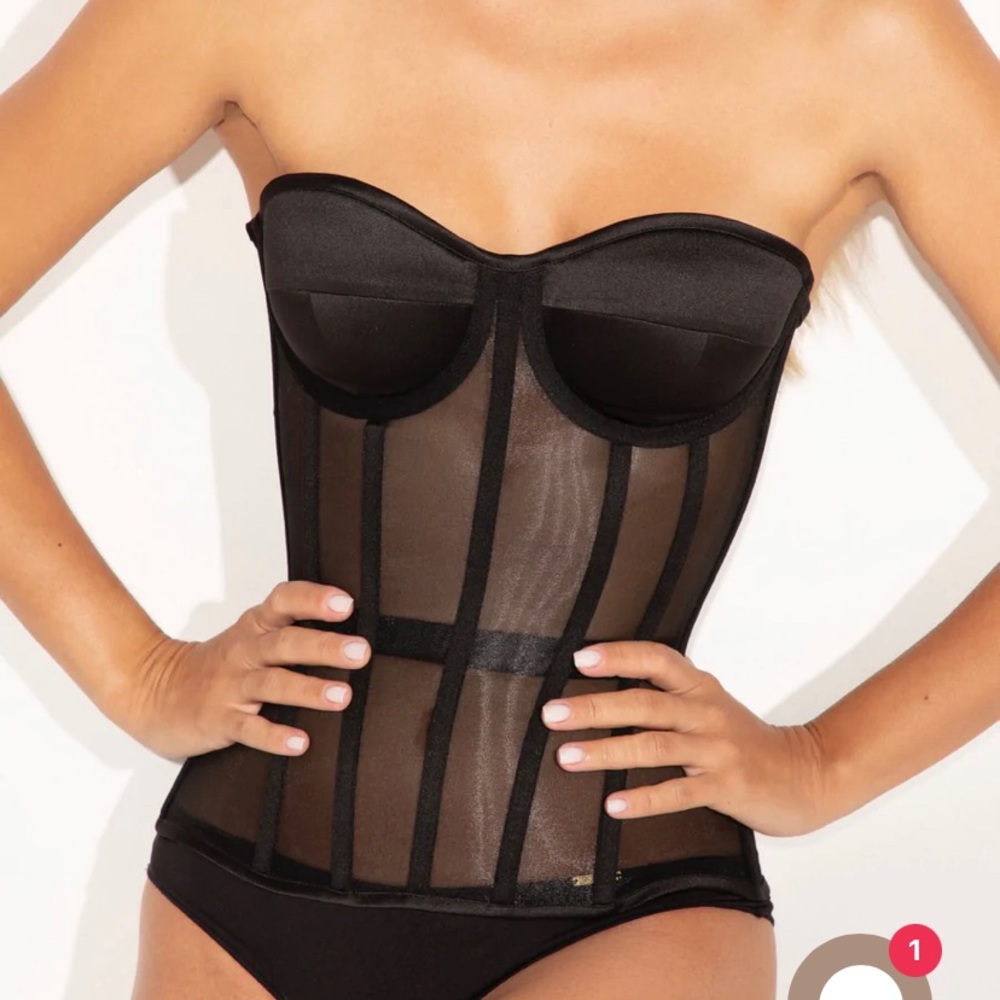 BNWT Perfect Corset size medium